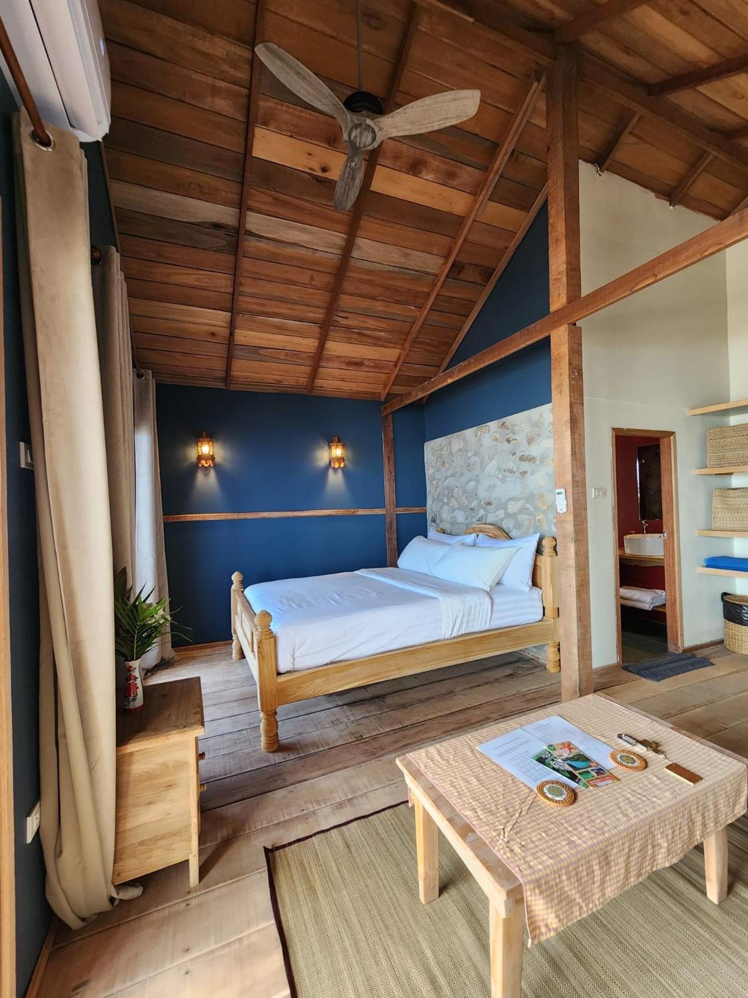 Castaway Beach Bungalows Srithanu Dış mekan fotoğraf